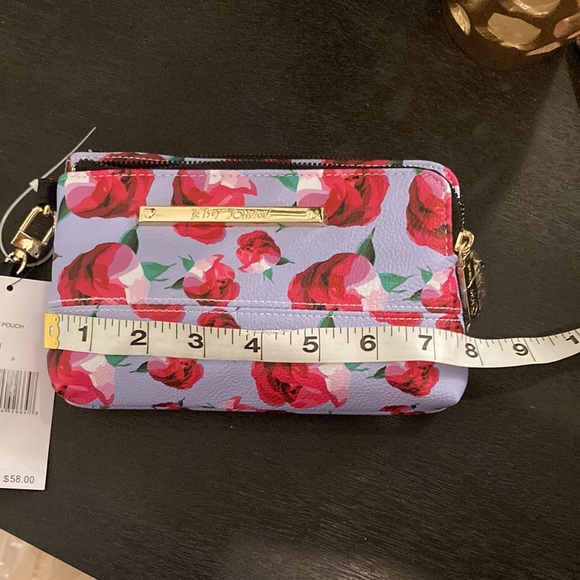 SOLD NWT Betsey Johnson wristlet - Picture 5 of 6